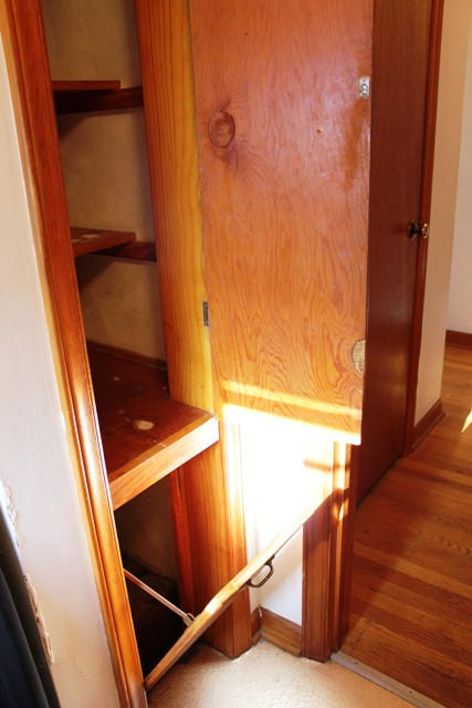 5947 Merriman Road Roanoke, VA 24018 - Photo 11 of 17 Laundry Chute in Full Bath