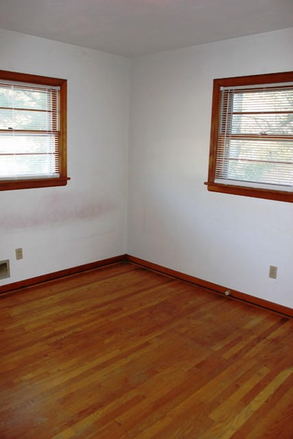 5947 Merriman Road Roanoke, VA 24018 - Photo 8 of 17 Bedroom 2