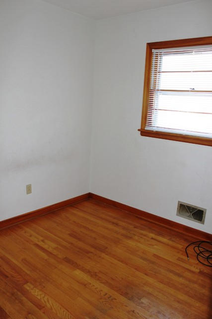 5947 Merriman Road Roanoke, VA 24018 - Photo 9 of 17 Bedroom 3