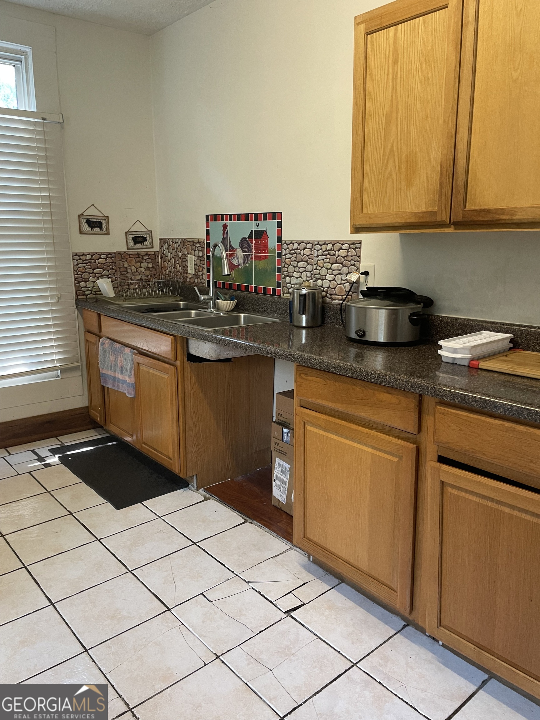 304 East 19th Street Rome, GA 30161 - Photo 8 of 15