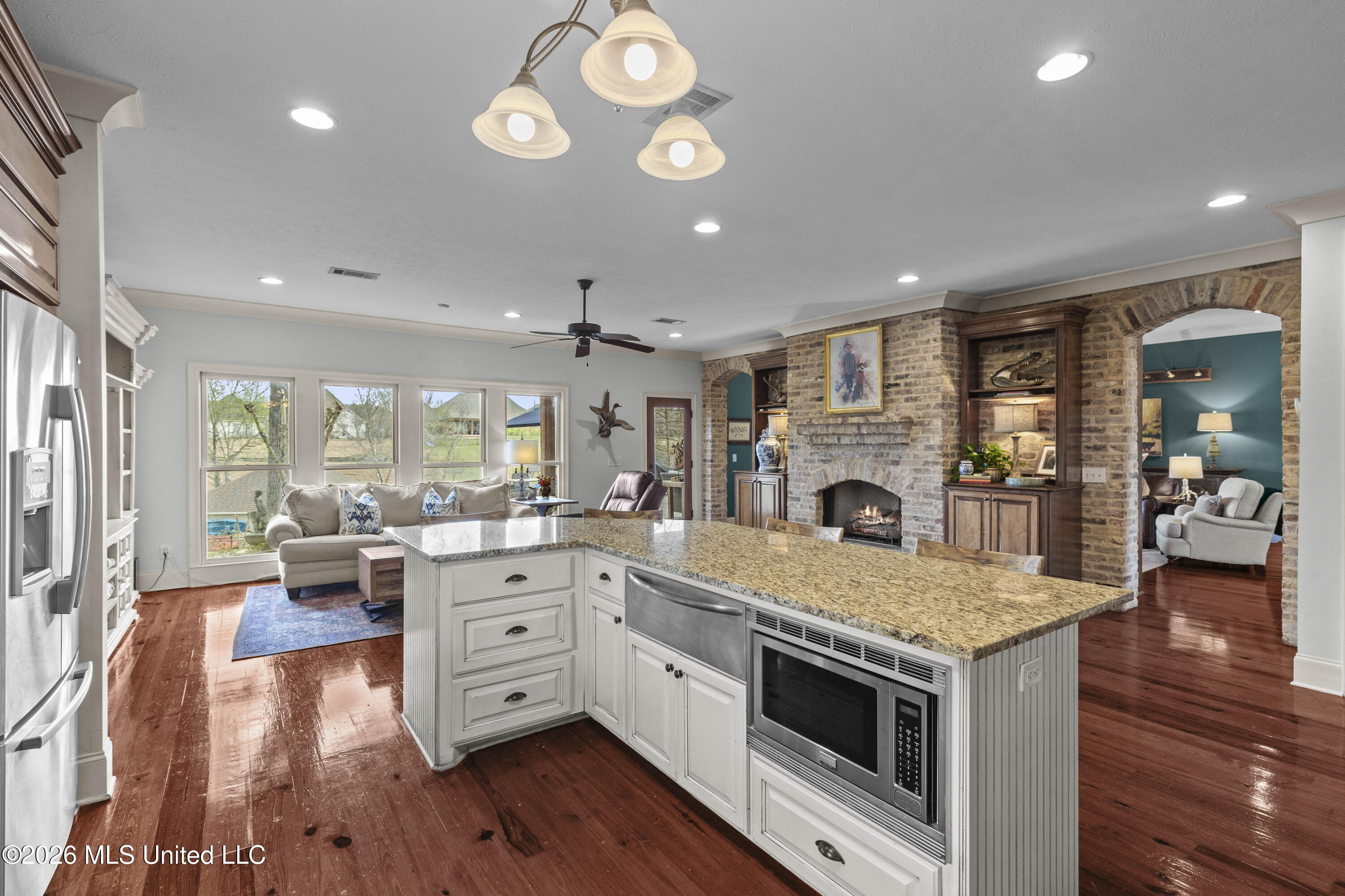 112 Lake Ridge Drive Madison, MS 39110 - Photo 13 of 42 112 Lake Ridge-29