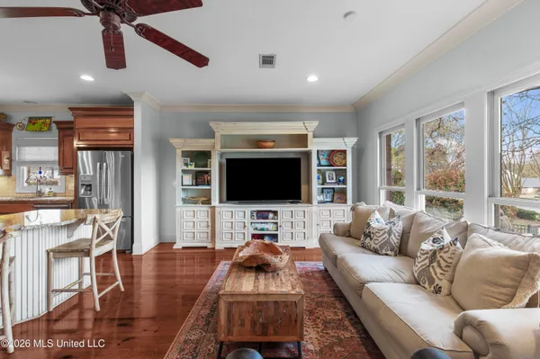 $699,900 | 112 Lake Ridge Drive, Madison, MS 39110