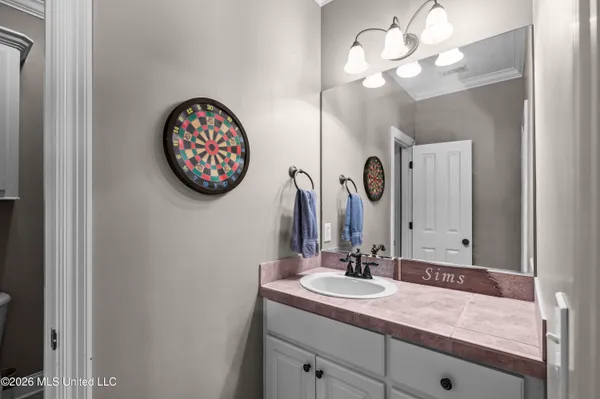 $699,900 | 112 Lake Ridge Drive, Madison, MS 39110