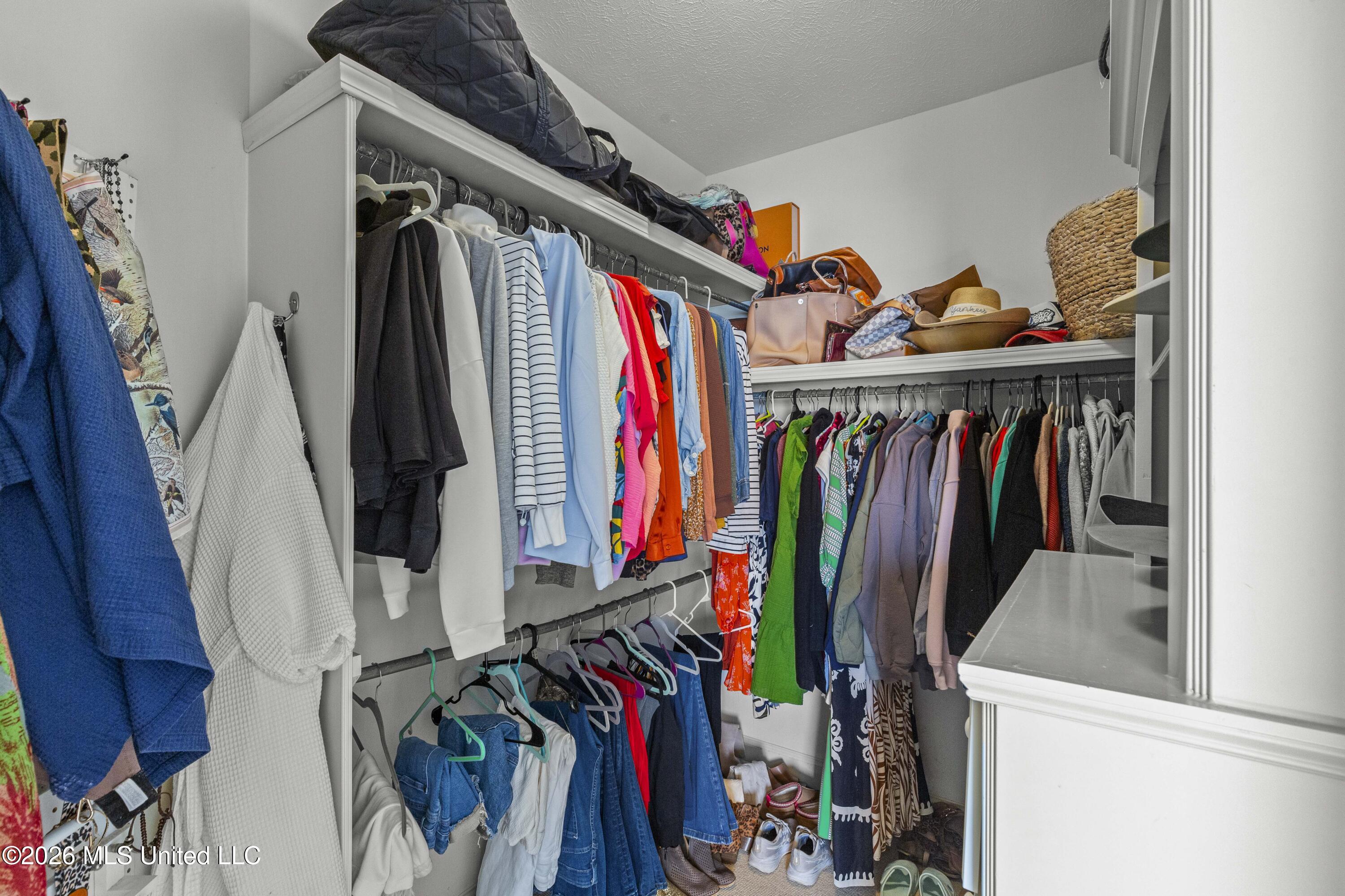 112 Lake Ridge Drive Madison, MS 39110 - Photo 28 of 42 112 Lake Ridge-55