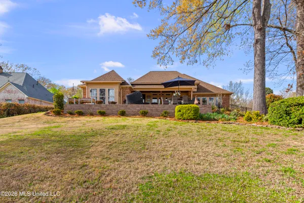 $699,900 | 112 Lake Ridge Drive, Madison, MS 39110