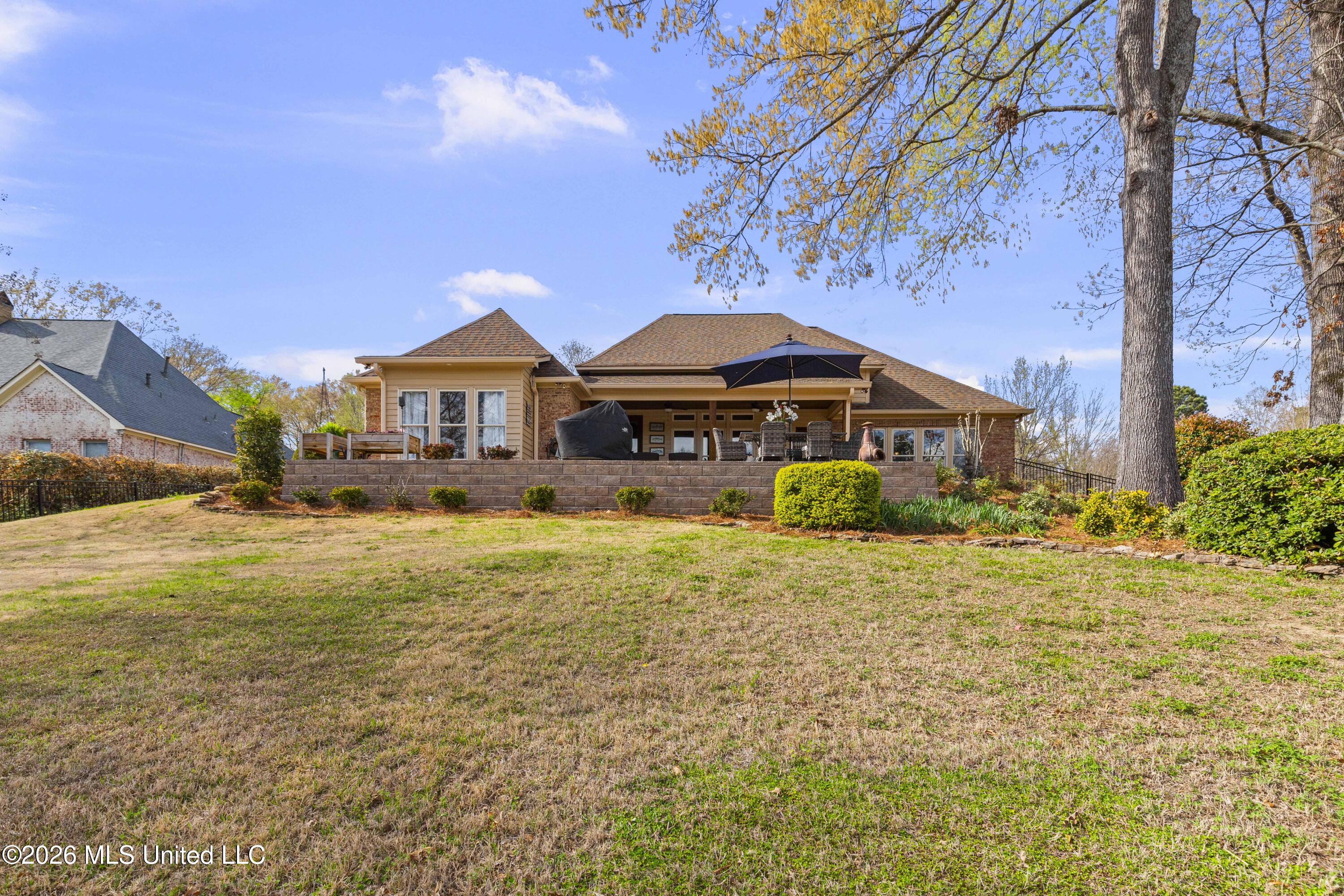 112 Lake Ridge Drive Madison, MS 39110 - Photo 37 of 42 112 Lake Ridge-70