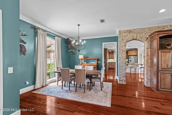 $699,900 | 112 Lake Ridge Drive, Madison, MS 39110