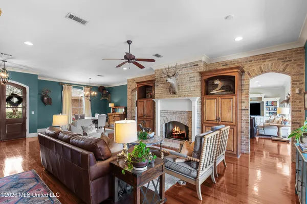 $699,900 | 112 Lake Ridge Drive, Madison, MS 39110