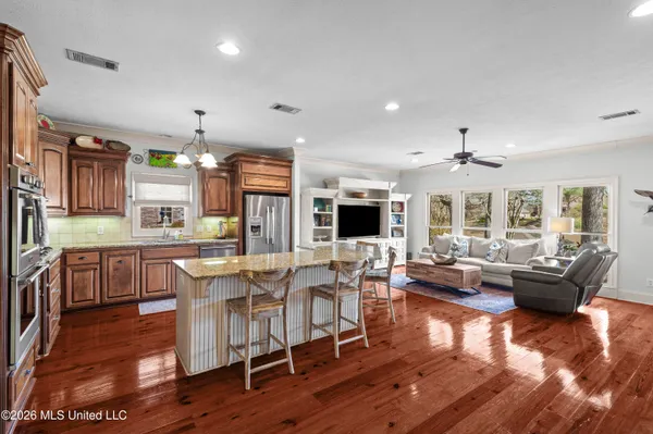 $699,900 | 112 Lake Ridge Drive, Madison, MS 39110