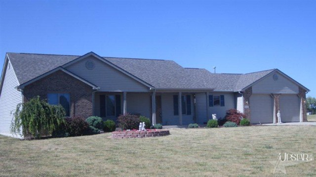 10411 Hoffman Road Fort Wayne, IN 46816 - Photo 1 of 25
