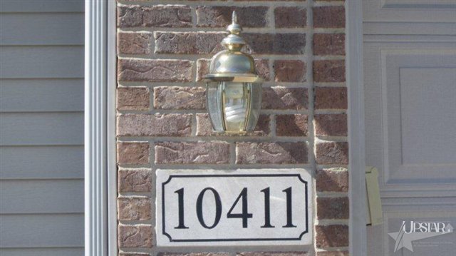 10411 Hoffman Road Fort Wayne, IN 46816 - Photo 5 of 25