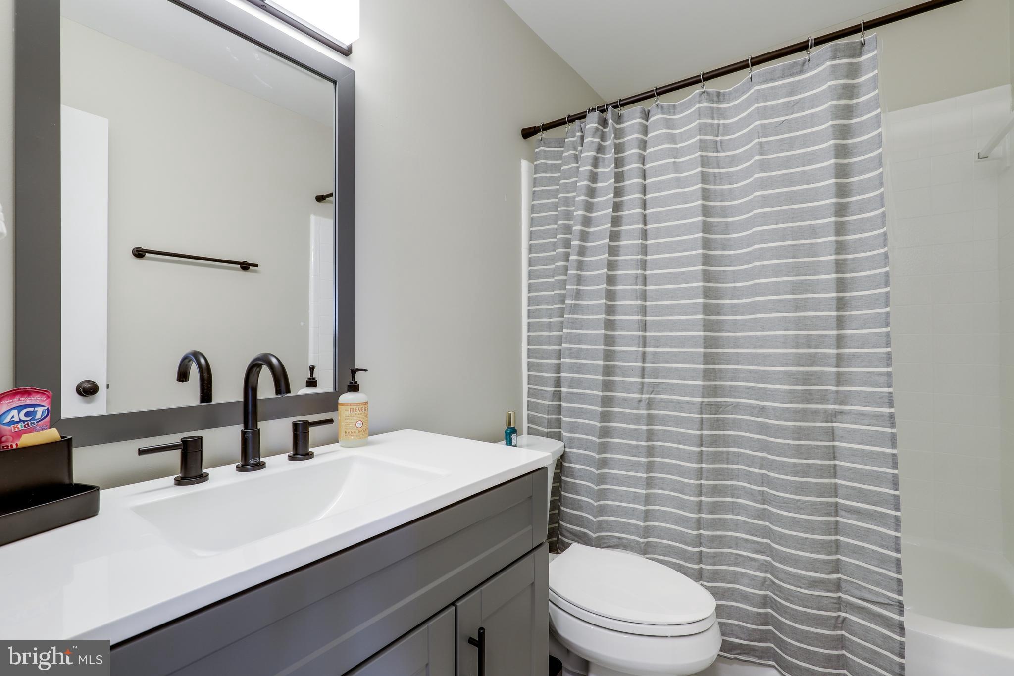 15016 Rolling Ridge Road Haymarket, VA 20169 - Photo 17 of 34 Gallery Image 17