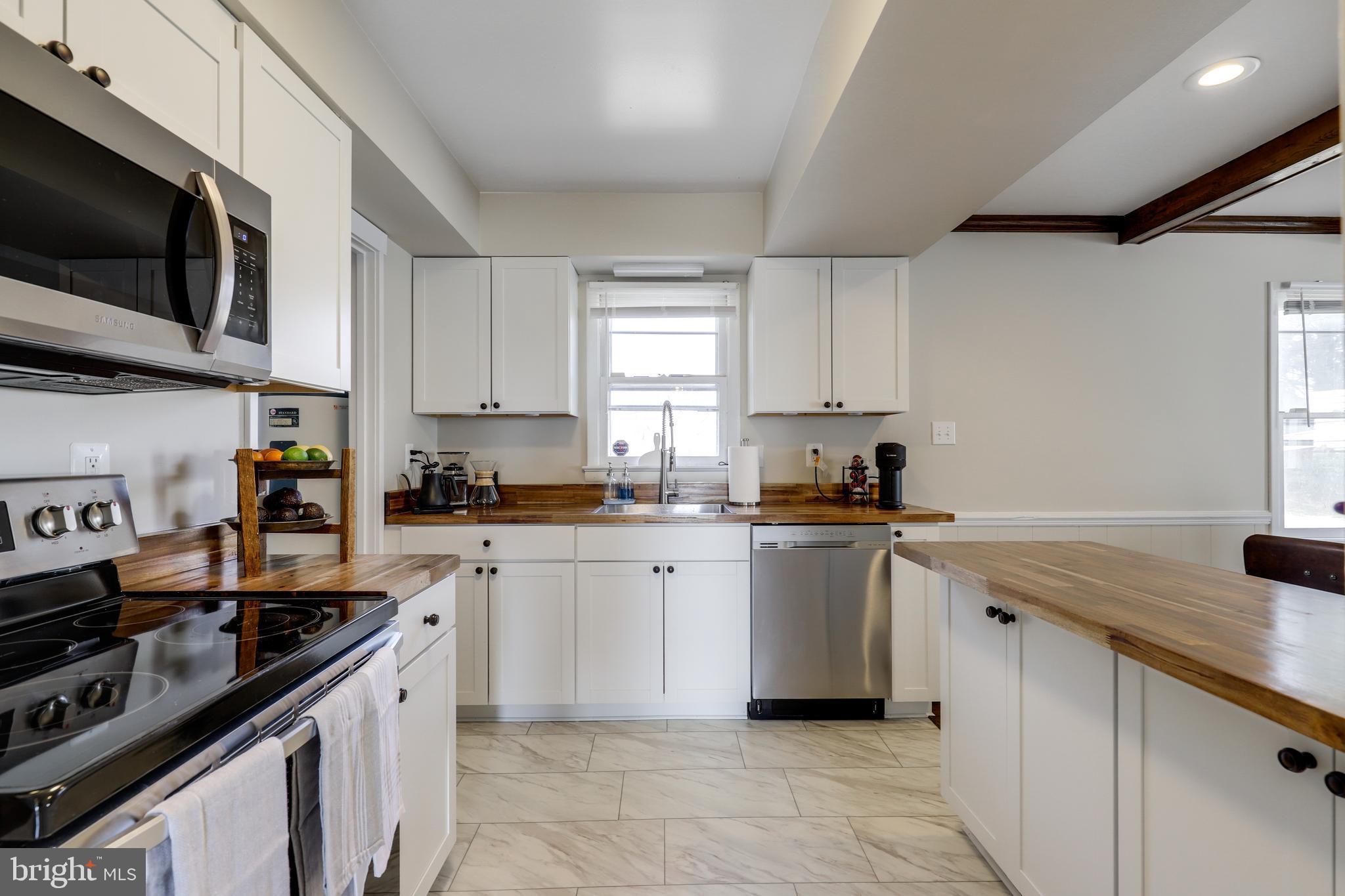 15016 Rolling Ridge Road Haymarket, VA 20169 - Photo 10 of 34 Gallery Image 10