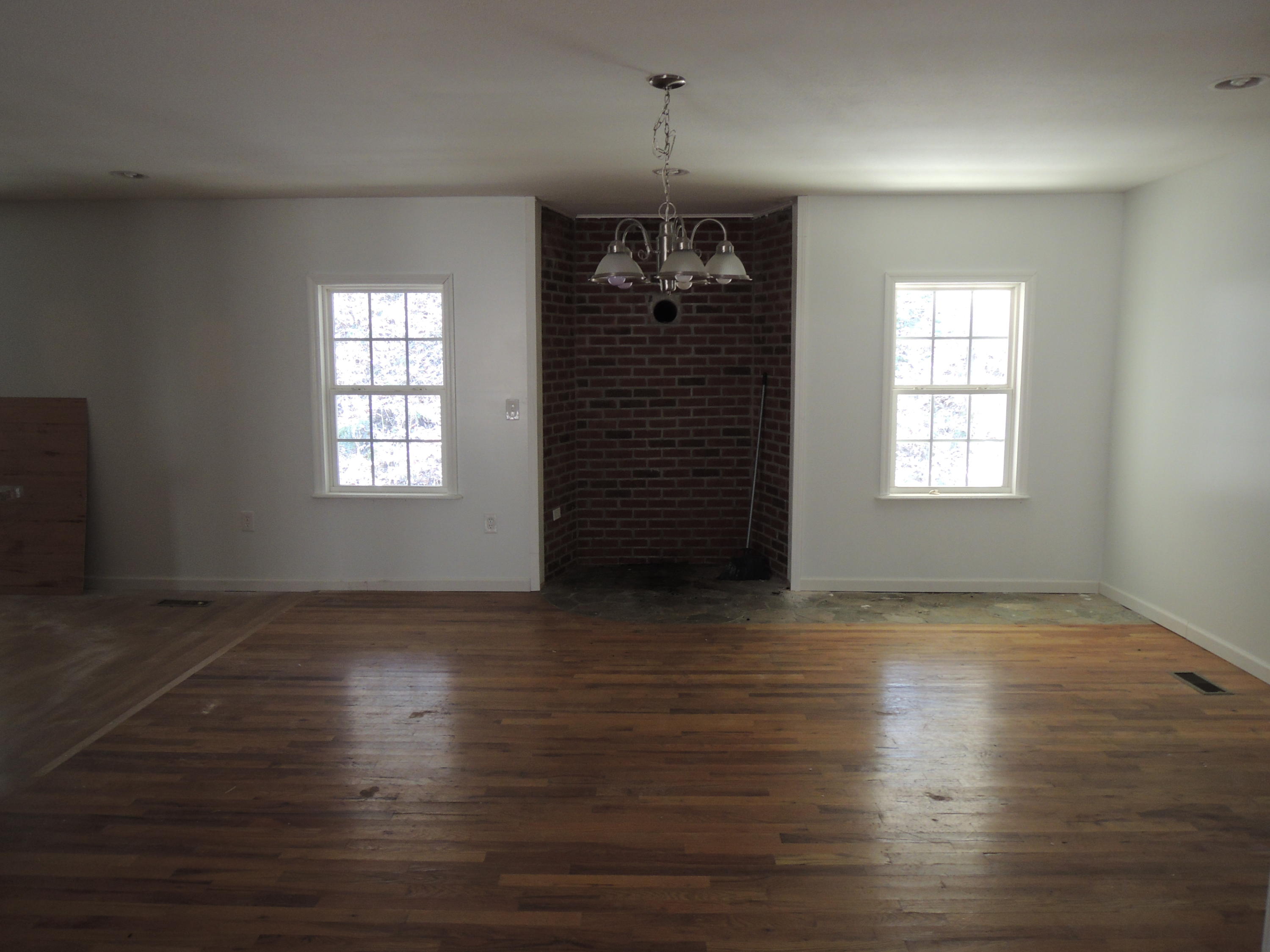184 Perry Road Road Wartburg, TN 37887 - Photo 6 of 9 022