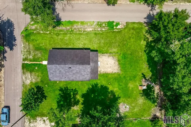 $122,000 | 29588 Livingston Avenue, Albany, LA 70711