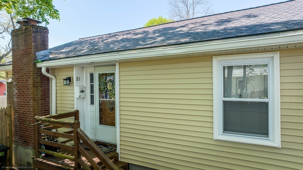 21 Woodglen Road Boston, MA 02136 - Photo 5 of 22 Gallery Image 5