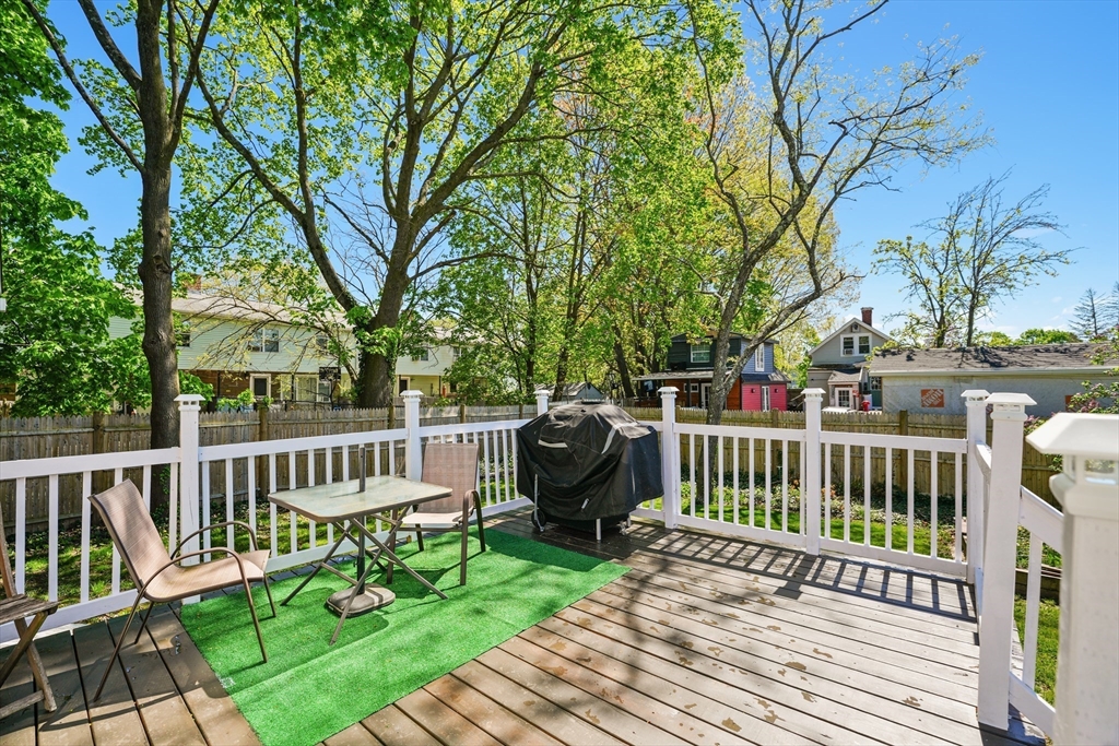 21 Woodglen Road Boston, MA 02136 - Photo 8 of 22 Gallery Image 8