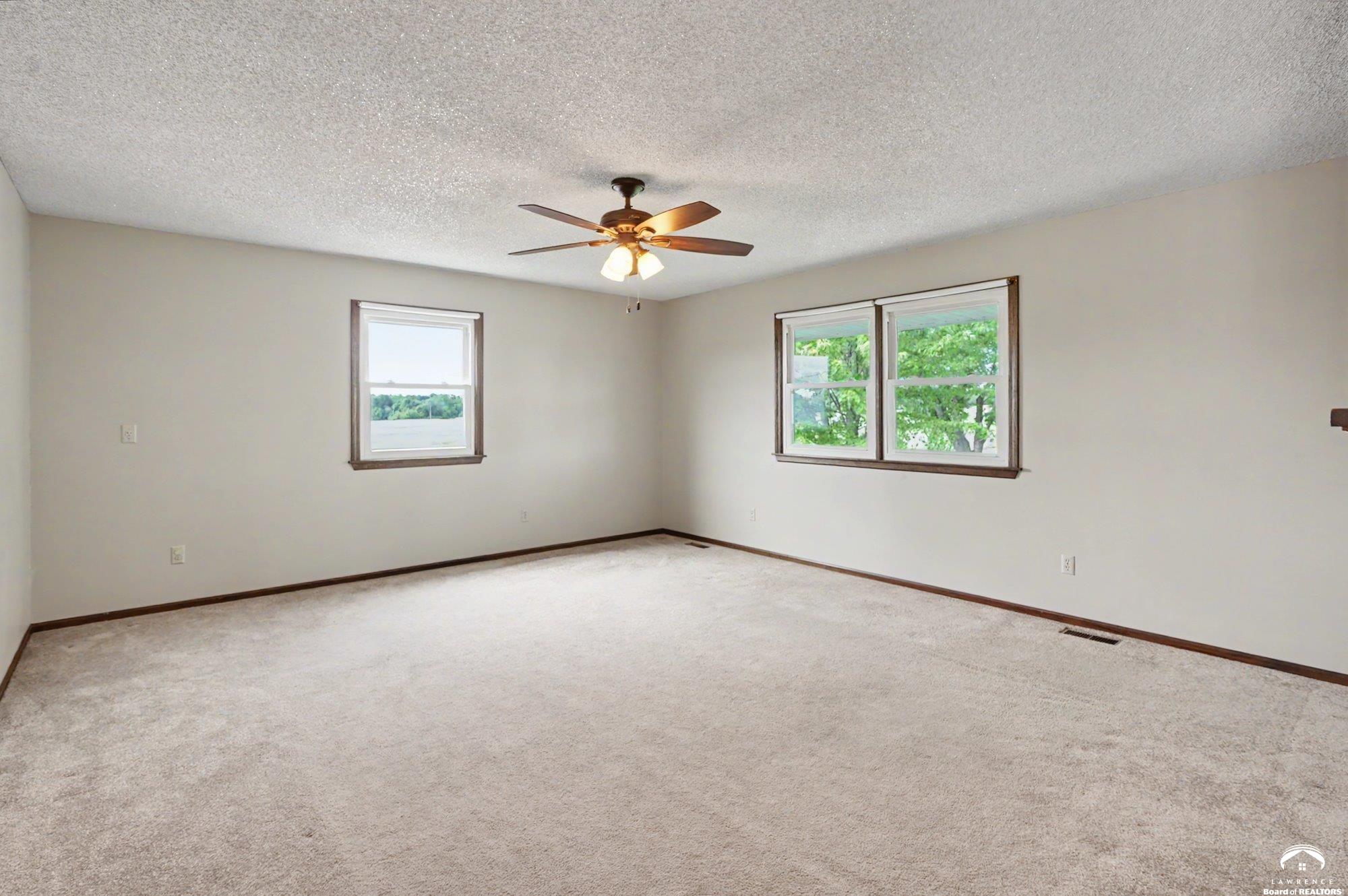 4419 Indiana Road Ottawa, KS 66067 - Photo 6 of 55