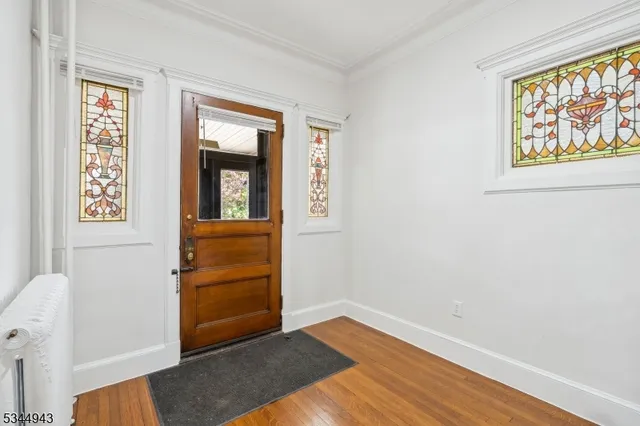 $6,000 | 346 Arlington Avenue, Jersey City, NJ 07304