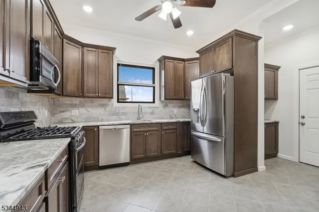 $6,000 | 346 Arlington Avenue, Jersey City, NJ 07304