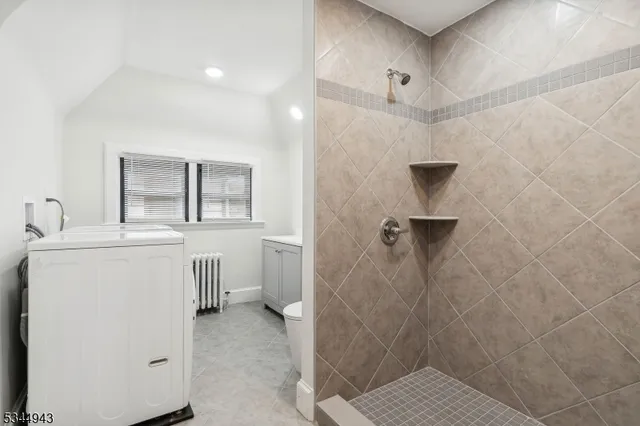 $6,000 | 346 Arlington Avenue, Jersey City, NJ 07304