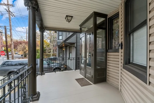 $6,000 | 346 Arlington Avenue, Jersey City, NJ 07304