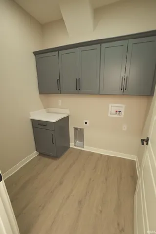 $2,300 | 3851 High Pointe Drive, Newburgh, IN 47630