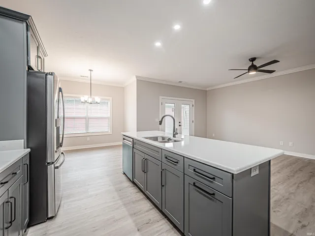 $2,300 | 3851 High Pointe Drive, Newburgh, IN 47630