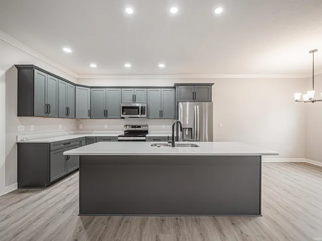 $2,300 | 3851 High Pointe Drive, Newburgh, IN 47630