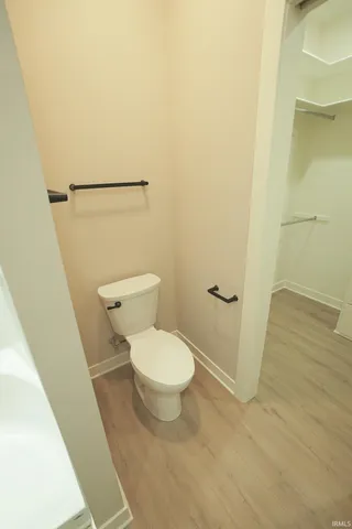 $2,300 | 3851 High Pointe Drive, Newburgh, IN 47630