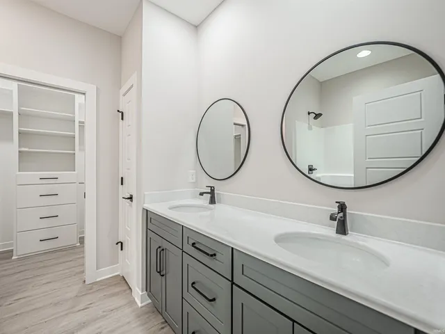 $2,300 | 3851 High Pointe Drive, Newburgh, IN 47630