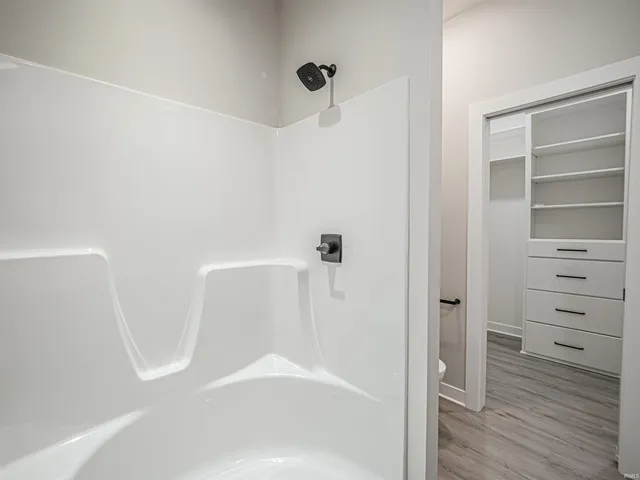 $2,300 | 3851 High Pointe Drive, Newburgh, IN 47630