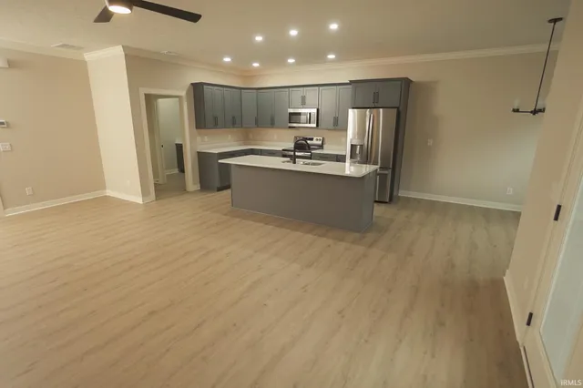 $2,300 | 3851 High Pointe Drive, Newburgh, IN 47630