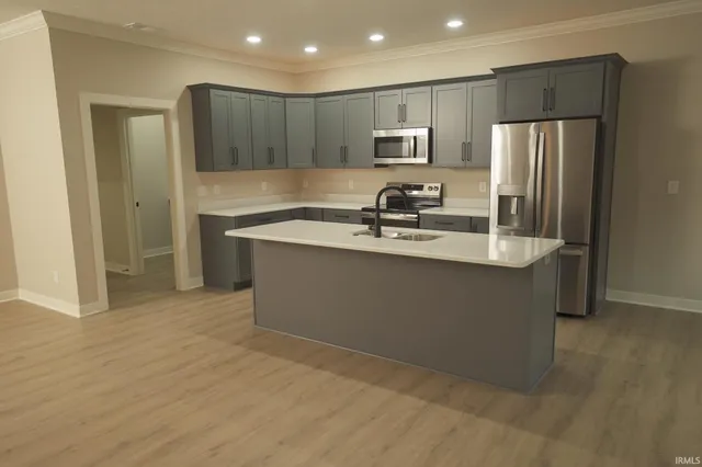 $2,300 | 3851 High Pointe Drive, Newburgh, IN 47630