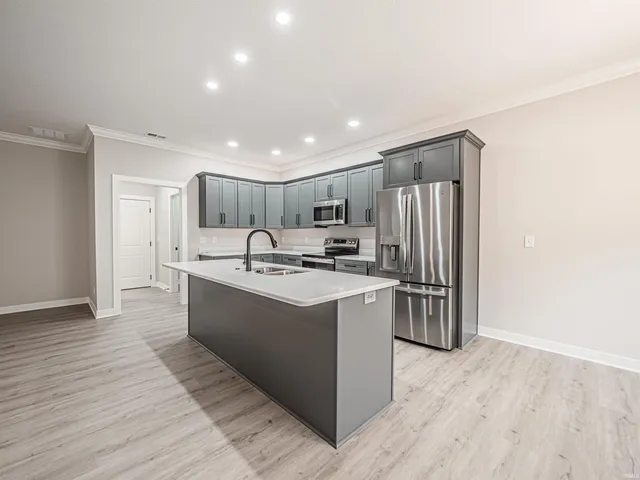 $2,300 | 3851 High Pointe Drive, Newburgh, IN 47630