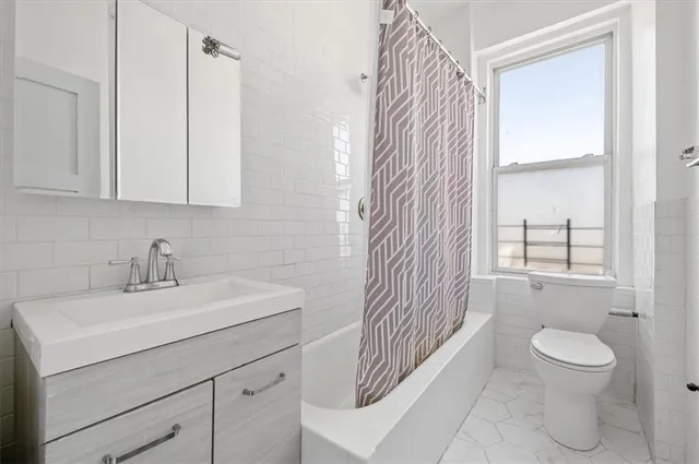 $445,000 | 109-18 Lefferts Boulevard, Unit D2 | South Ozone Park