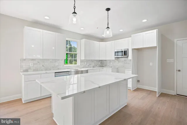 $675,000 | 7016 Grace Landing, Hughesville, MD 20637