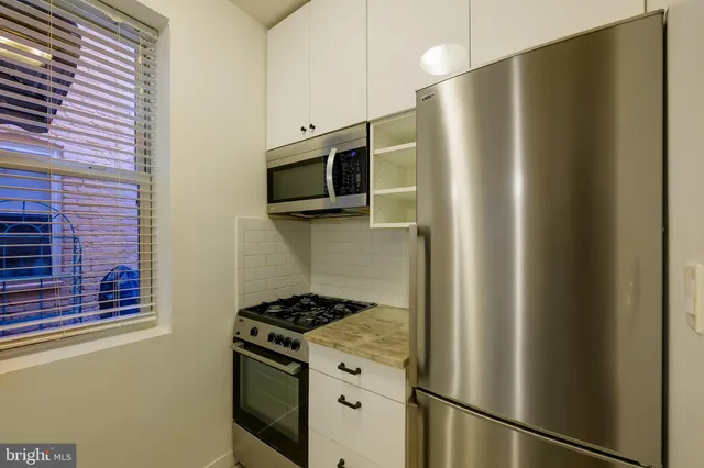 $2,800 | 1771 Swann Street Northwest, Washington, DC 20009