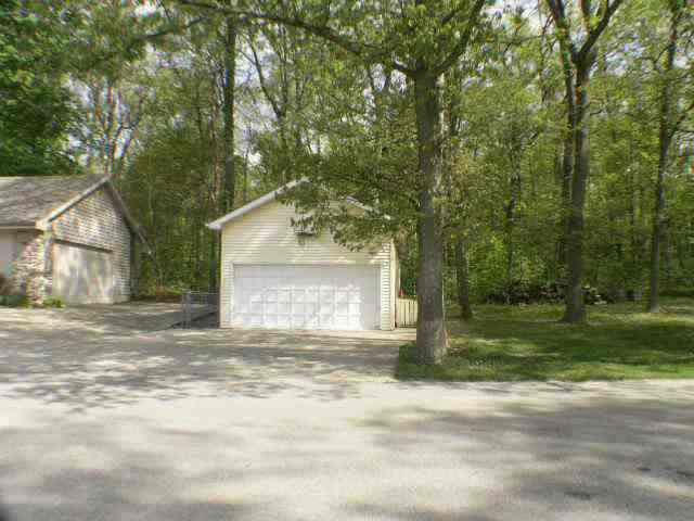 3385 West Sycamore Beach Road Angola, IN 46703 - Photo 14 of 14 Gallery Image 14