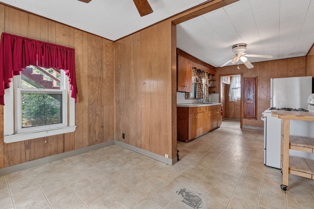 153 Locust Street Winthrop, MA 02152 - Photo 8 of 32