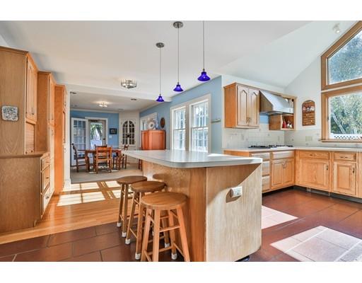 11 Marilyn Road Milton, MA 02186 - Photo 3 of 28 Gallery Image 3