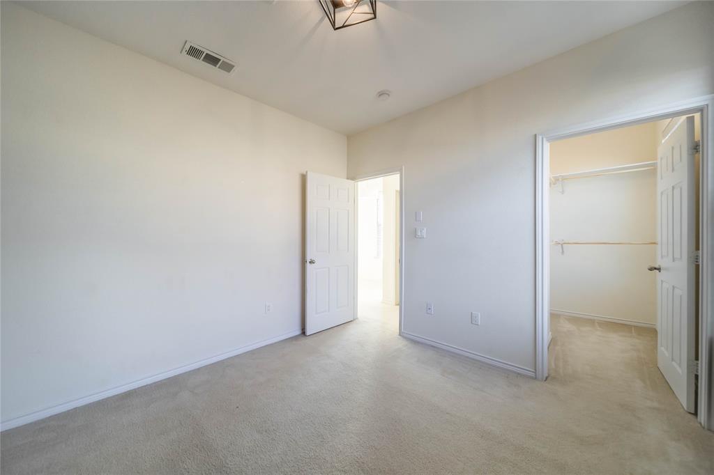 2002 Azure Pointe Richardson, TX 75080 - Photo 14 of 29