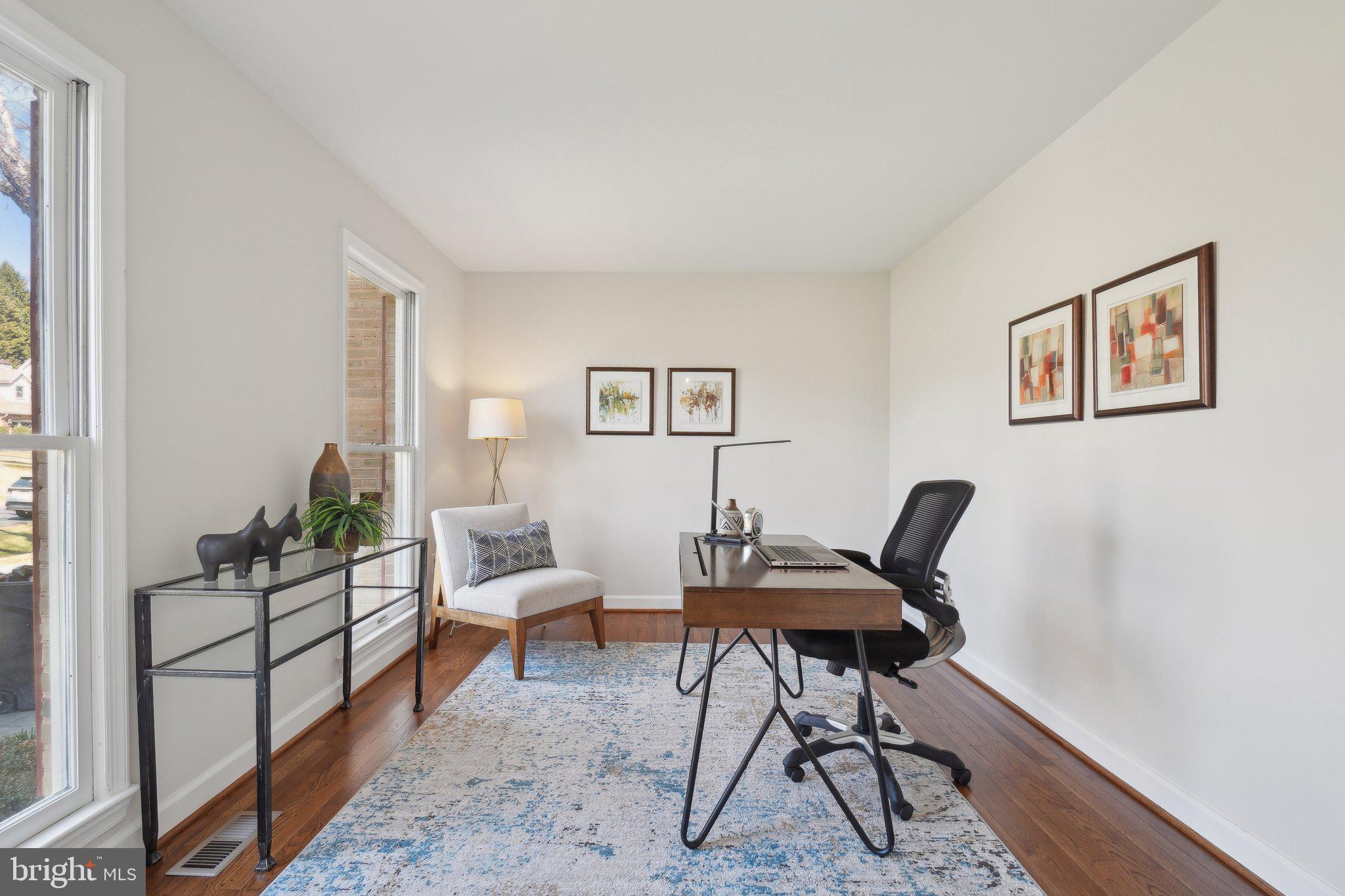 15301 Watergate Road Silver Spring, MD 20905 - Photo 4 of 51 a living room with furniture