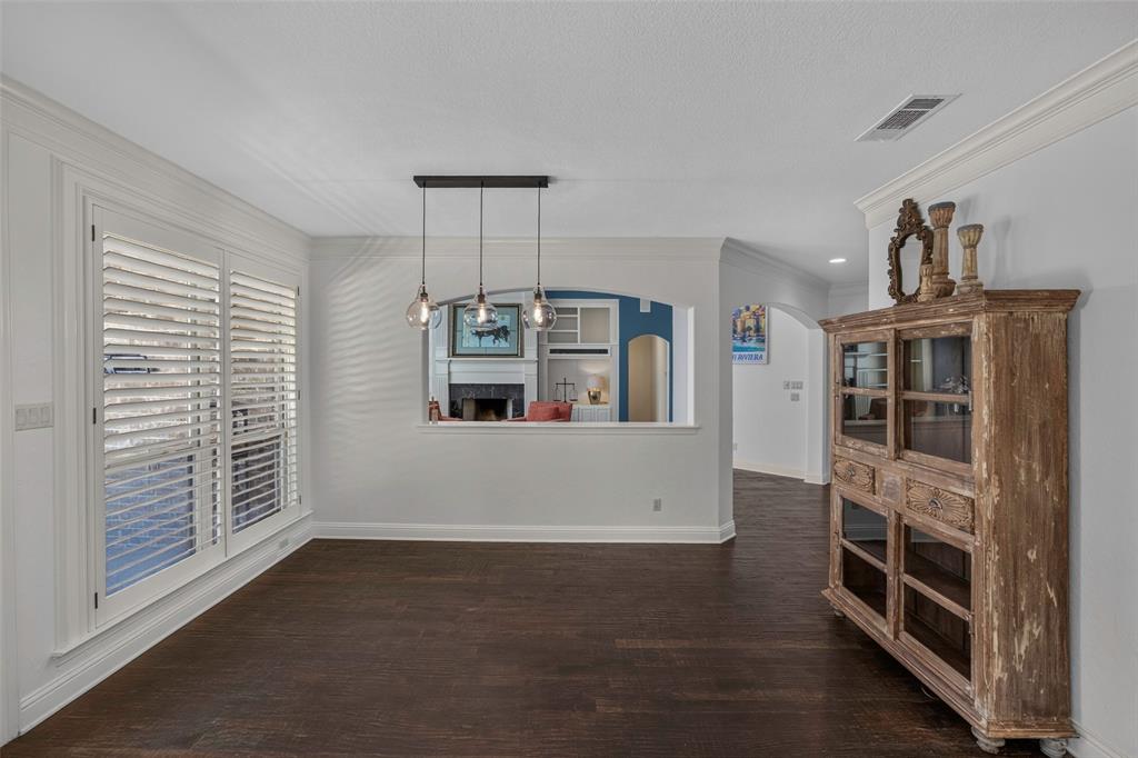 2204 Castle View Road Mansfield, TX 76063 - Photo 10 of 40 Gallery Image 10