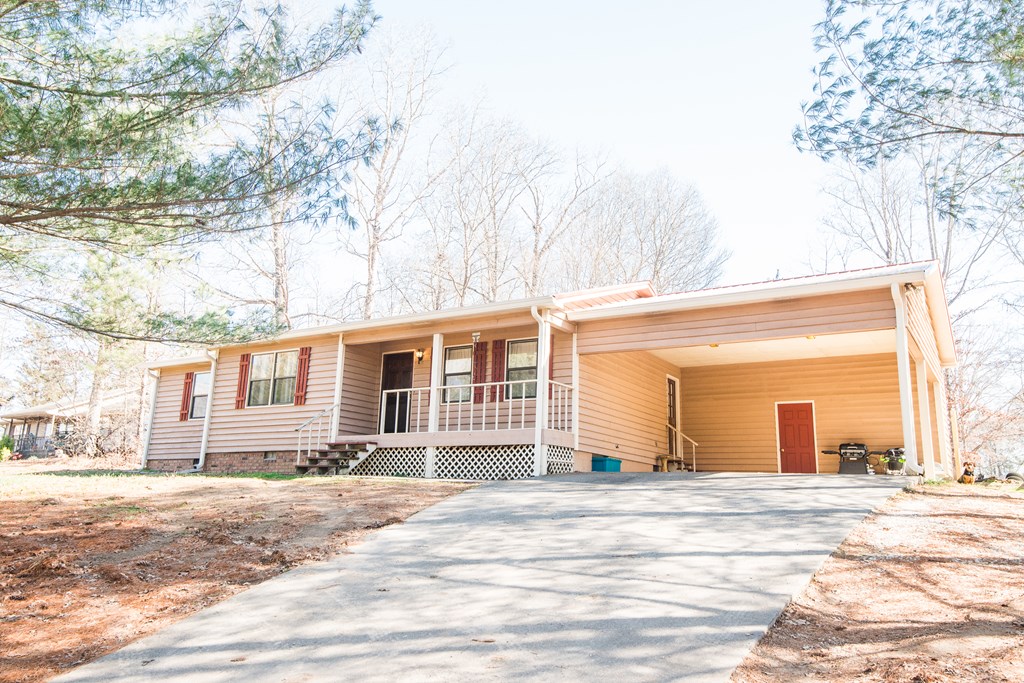 629 Broadacre Road Northwest Dalton, GA 30721 - Photo 3 of 31