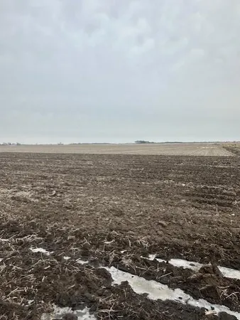 $800,000 | Xxx Xxx 540th Avenue, Austin, MN 55912