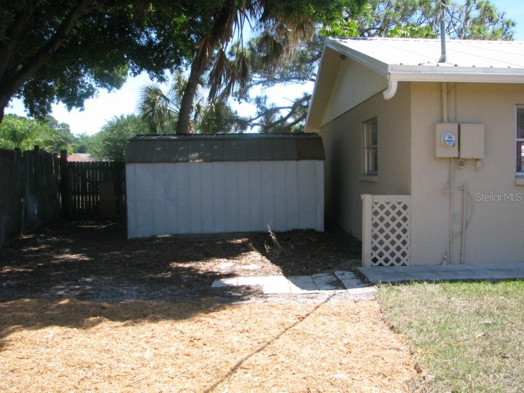 610 Carmel Road Venice, FL 34293 - Photo 19 of 25 Gallery Image 19