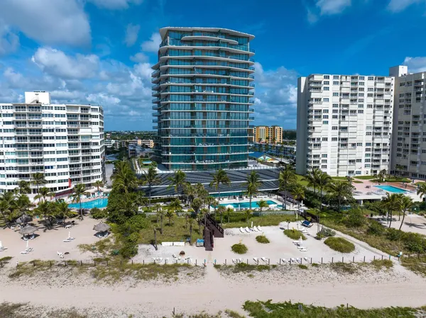 $2,470,000 | 730 North Ocean Boulevard, Unit 405, Pompano Beach, FL 33062