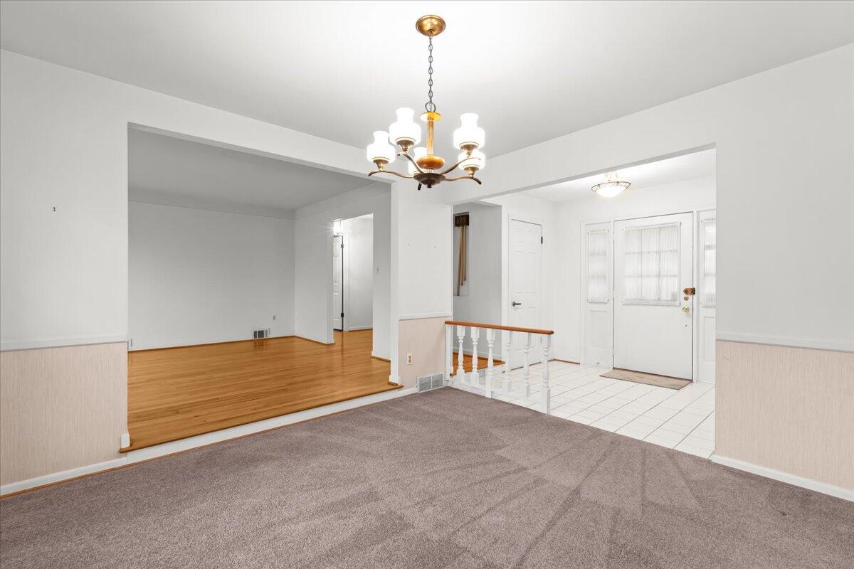 41849 Banbury Road Northville, MI 48168 - Photo 11 of 36 11-41849 Banbury Rd