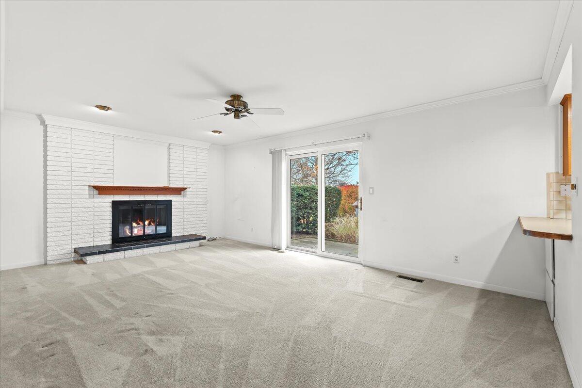 41849 Banbury Road Northville, MI 48168 - Photo 17 of 36 17-41849 Banbury Rd